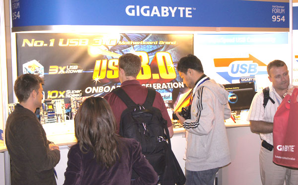 Gigabyte-booth-di-IDF-2010