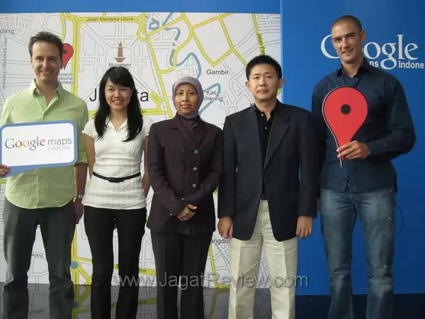 Google dengan para partner lokal