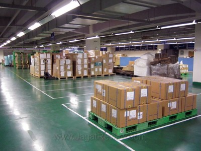 23. Motherboard siap dikirim