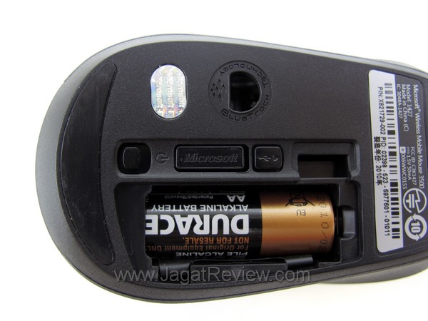 microsoft_wireless_mobile_mouse_3500_compartment2