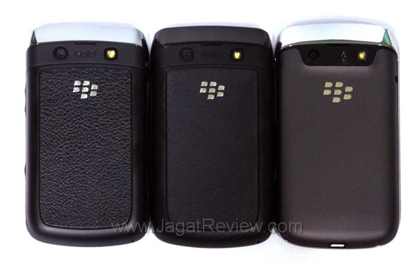 Blackberry Bold 9790 - Perbandingan Belakang