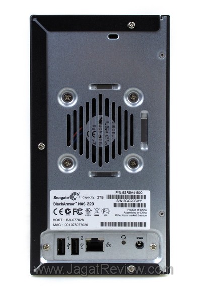 seagate_blackarmor_nas220_back