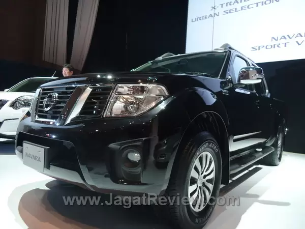 New nissan navara 2012 indonesia