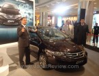 Kiri-kanan: Tomoko Uchida, President Director PT Honda Prospect Motor; Kusnadi Budiman, Senior Vice President PT Honda Prospect Motor; dan Jonfis Fandy, Marketing & After Sales Service Director PT Honda Prospect Motor