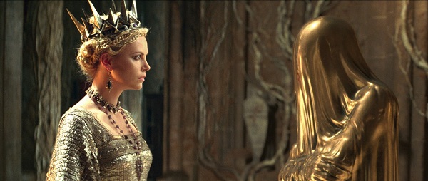 Queen Ravenna and the mirror