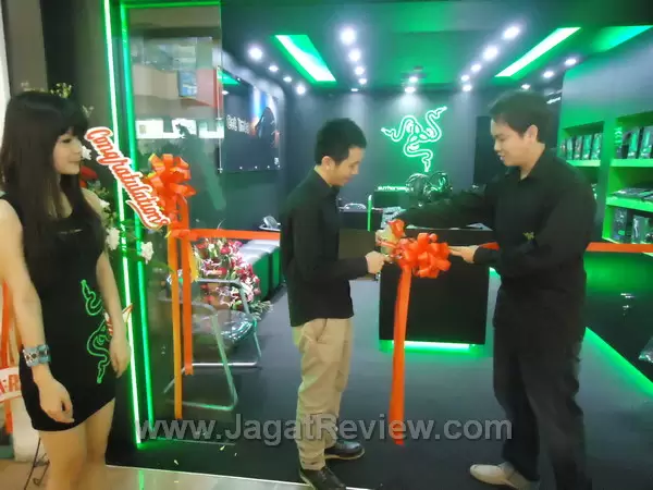 Razer Authorized Service Center (2)