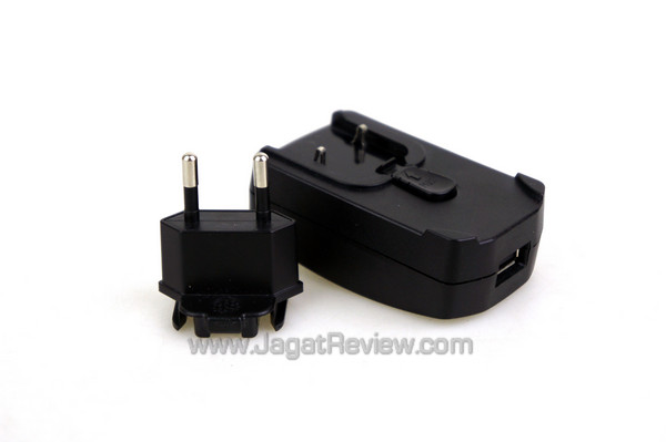 acer liquid glow e330 usb charger 02