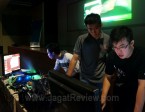 Tim JagatOC (kiri-kanan: Richard, Dendy, Jesse) mempersiapkan Live Overclocking Demo