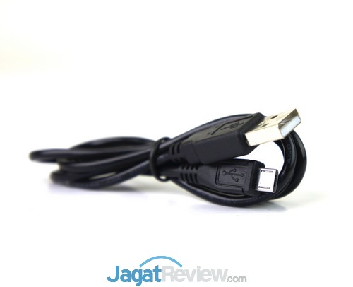 Axioo Picopad 4 - Kabel Data
