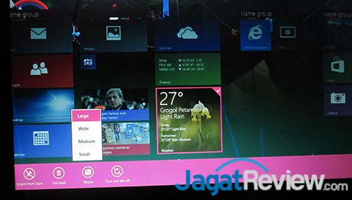 LiveTiles yang dapat diubah ukurannya sesuai keinginan; terdiri dari ukuran Small, Medium, Wide, Big