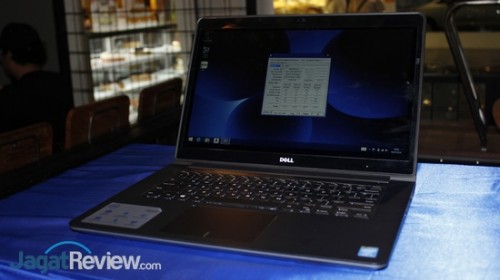 Salah satu tipe Inspiron 5000 yang tampil di acara perkenalan Inspiron baru.