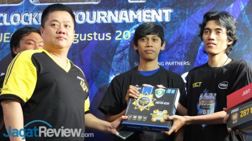 Juara 3: Galaxy_Solo