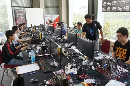 Mengenal Kompetisi Overclocking: OC Dari Sudut Pandang Berbeda 7 TOOC1 03