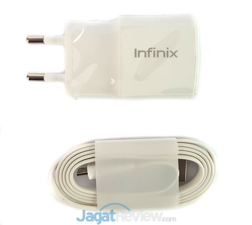 Charger dan kabel USB