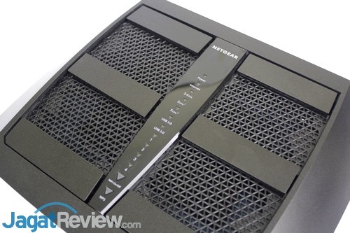NetGear Nighthawk X6 - 15