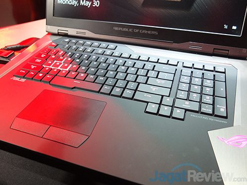 ASUS ROG GX800 06