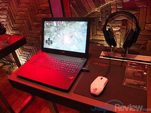ASUS Unjuk Jajaran Notebook ROG Teranyar 11 ASUS ROG STRIX GL502VT
