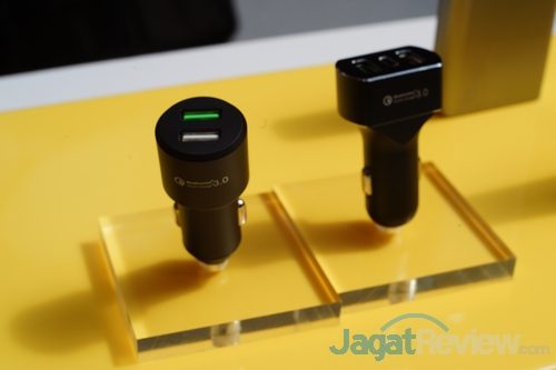 CarCharger_QC30_3