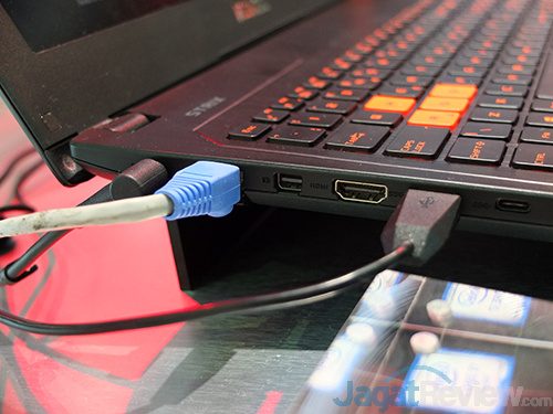 Computex 2016: Mengenal Varian Notebook Gaming ASUS ROG STRIX 4 Computex 2016 - ASUS ROG STRIX GL502 02
