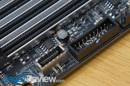 Gigabyte X299 AORUS Gaming 7 Pro - 13