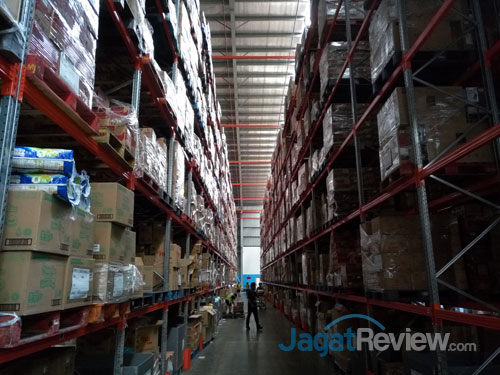Gudang Generasi Ke-4 Lazada Paling Luas Di Cimanggis