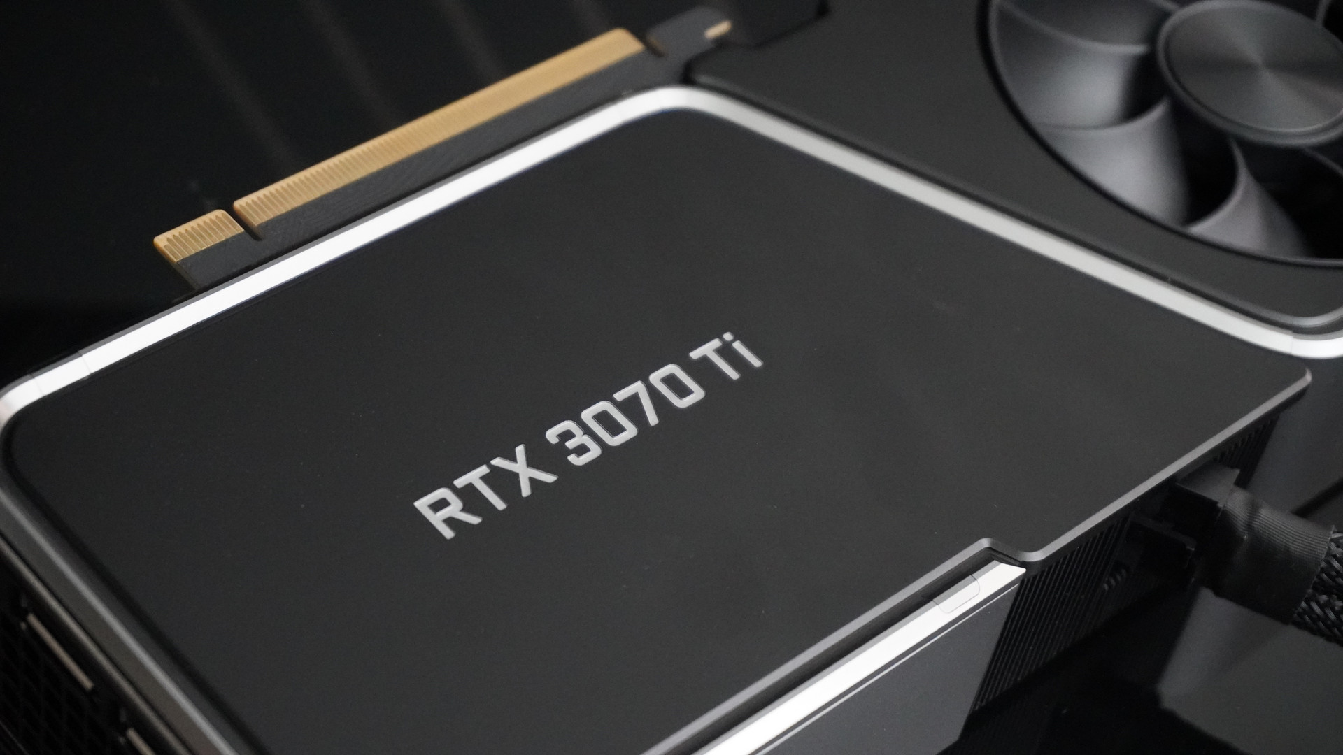 Review GeForce RTX 3070 Ti (Founders Edition) : GA104 dengan 8GB GDDR6X 17 FOTO 3070Ti 09