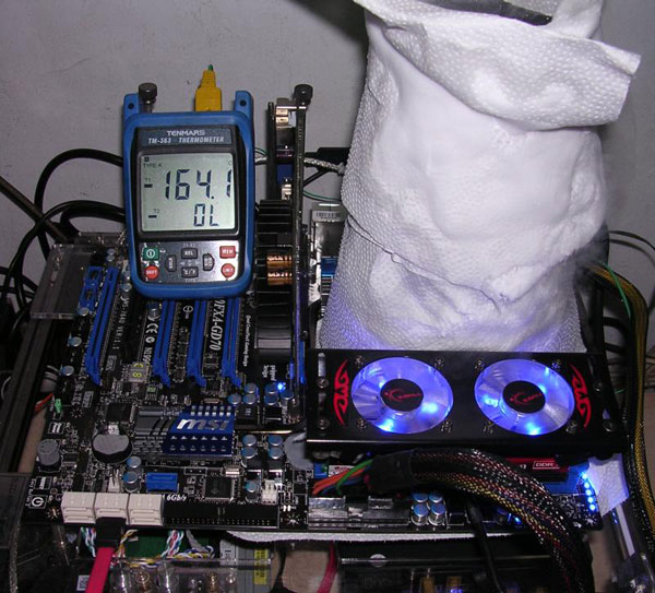 AMD Phenom II X2 555BE Extreme Overclocking • Jagat Review