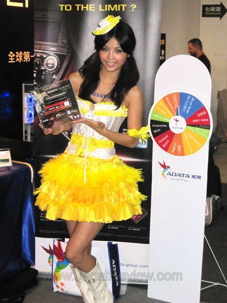 gooc 2010 final 04 booth babes gooc 2010 final 04 booth babes