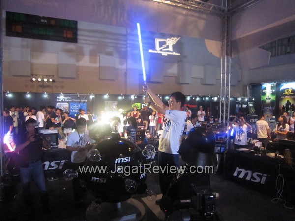 msi moa 2010 closer 007