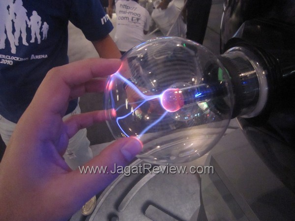 msi moa 2010 closer 009