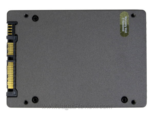 Kingston SSDNow V+Series 128GB tampak belakang Kingston SSDNow V+Series 128GB tampak belakang