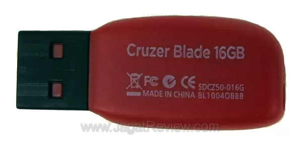 SanDisk Cruzer Blade 16 GB Tampak Bawah