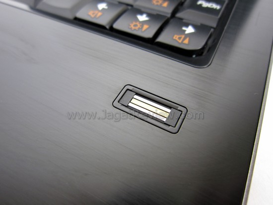 Lenovo V360 10