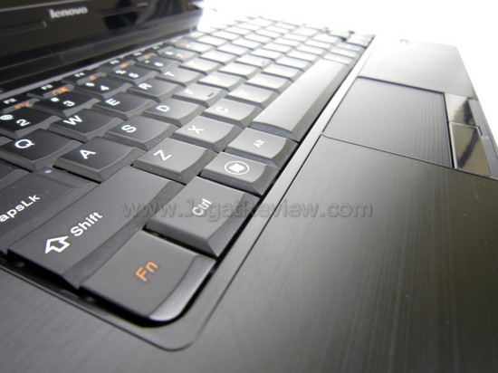 Lenovo V360 9
