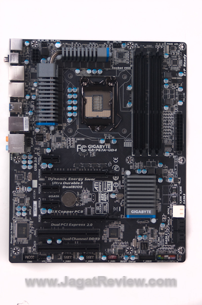 GigabyteP67A UD4 TopOverview