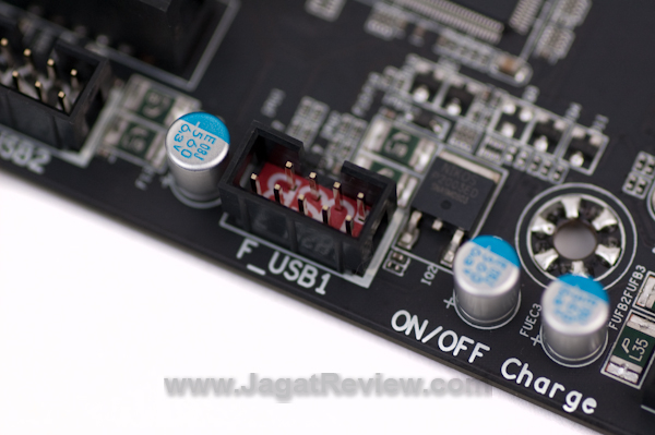 GigabyteP67A UD4 USB Header Charger