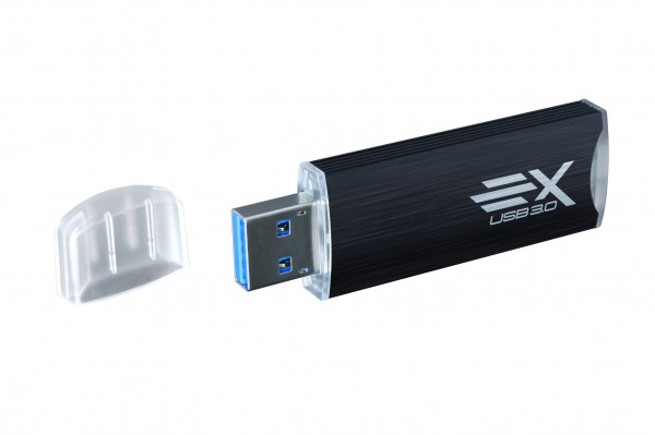 USB3.0-Stick mit DDR-NAND: 130 MB/s Schreibrate Sharkoon Flexi Drive Extreme Duo 1 freigestellt