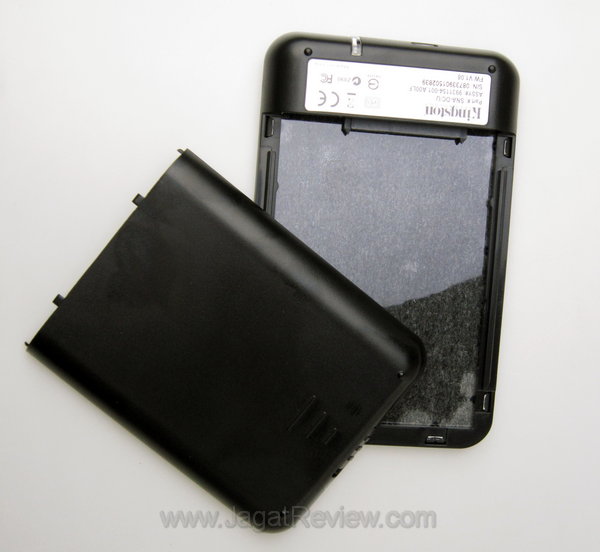 Kingston Vplus 100 64 GB Enclosure opened