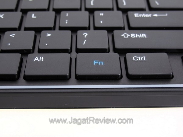 Genius_LuxeMate_R820_fn