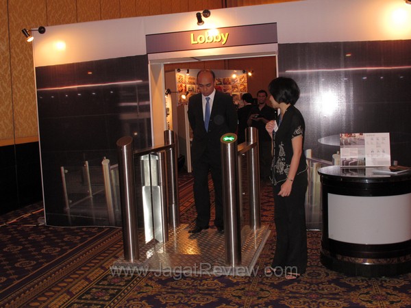 datascript security barrier