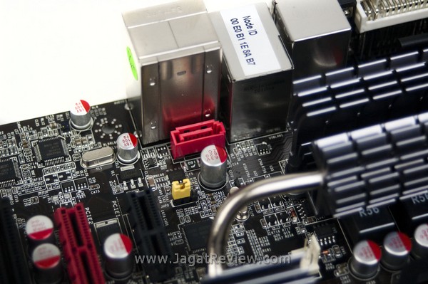 e sata inside port