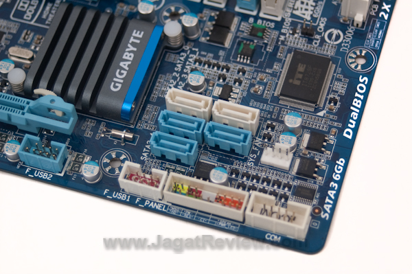 Gigabyte-GA-H67MA-UD2H_SATA Gigabyte GA H67MA UD2H SATA