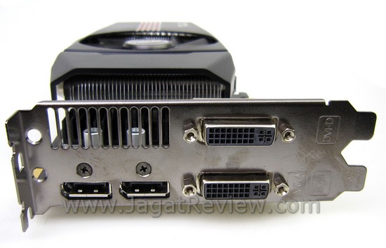 Review ASUS HD 6870 DirectCU: Senjata Andalan Asus dengan HSF Direct Contact Tembaga 7 IMG 0086