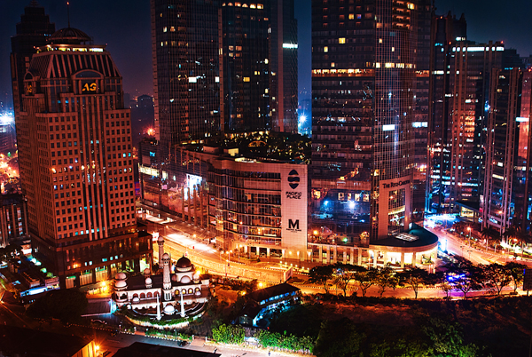 Juara 1 City Light Agum Kurniawan