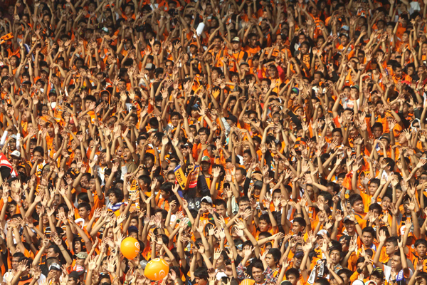 Juara 1 Ribuan Sassa Jakmania Hasiholan Siahaan