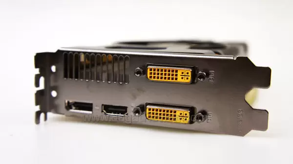 zotac gtx 550 ti amp display connector