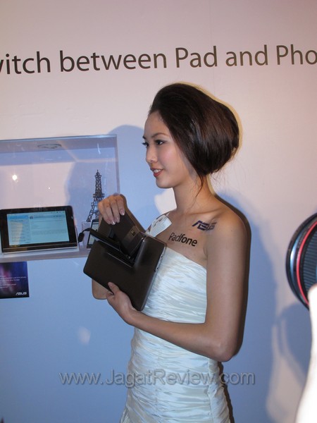 padfone back2