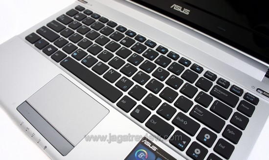 Asus U36J 9