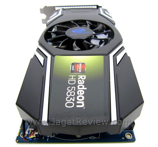 Review Sapphire HD 5830 Xtreme: Cypress, Si IMG 0326