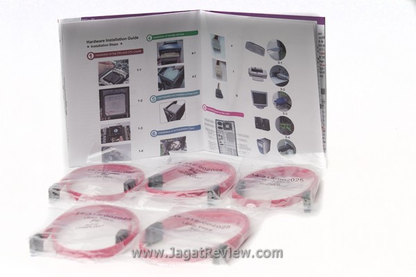 Perlengkapan_QuickGuide_KabelSATA Perlengkapan QuickGuide KabelSATA